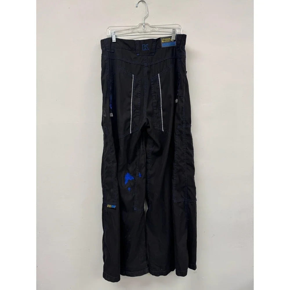 Kikwear brand style